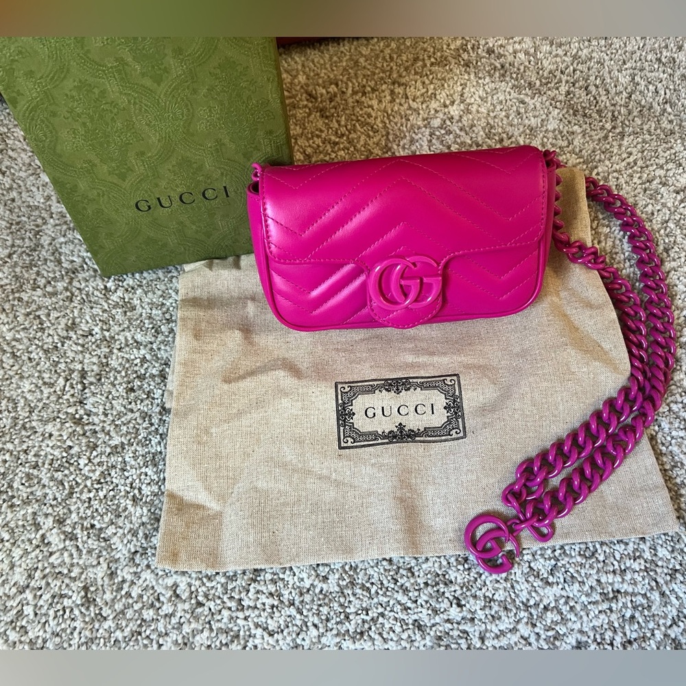 Gucci Fuchsia Calfskin Quilted Leather Shoulder Chain Mini Crossbody Bag - Picture 1 of 16